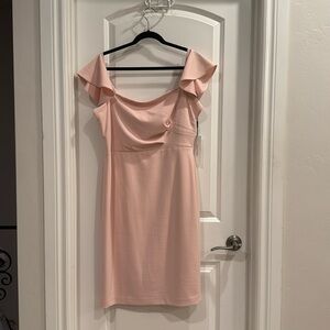 💖Beautiful Flattering Dress💖